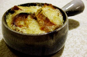 receta-supe-franceze-qepe-onion-french-recipe-free-photo